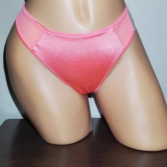 Victoria's Secrets Thong Panties. New with Tags Size Medium. - Picture 2 of 3